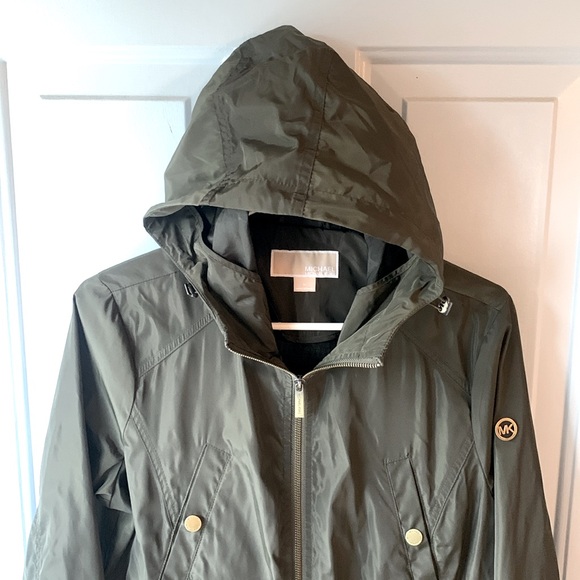 Michael Kors Jacket - Size Medium - Army Green - Lightly Worn - Picture 4 of 9